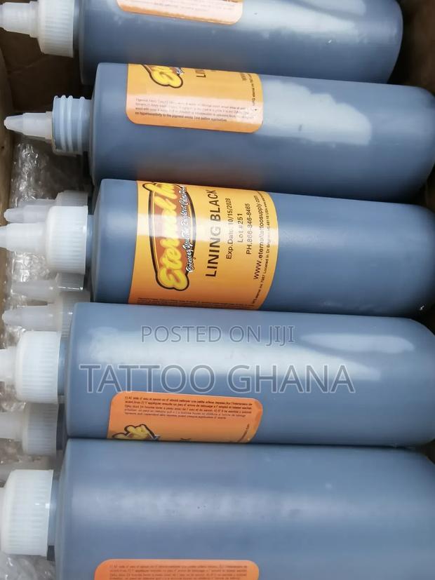 240ml Eternal Tattoo Ink Lining Black · Photo 1