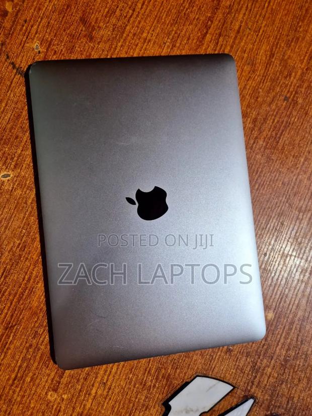 Laptop Apple MacBook 2016 8GB Intel Core M SSD 512GB · Photo 1