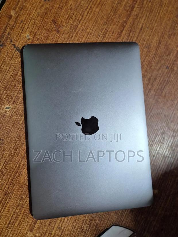 Laptop Apple MacBook 2016 8GB Intel Core M SSD 512GB · Photo 3