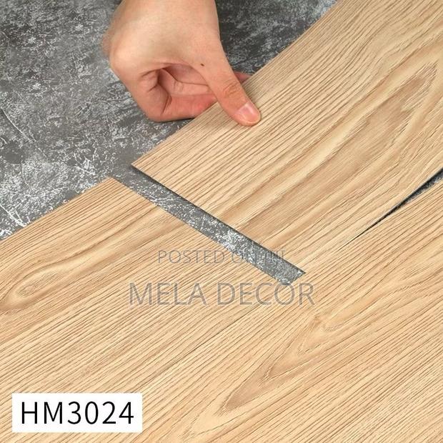 Extra Thick PVC Floor Tiles · Photo 2