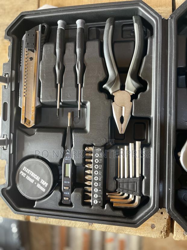 60pcs Tools Set · Photo 2