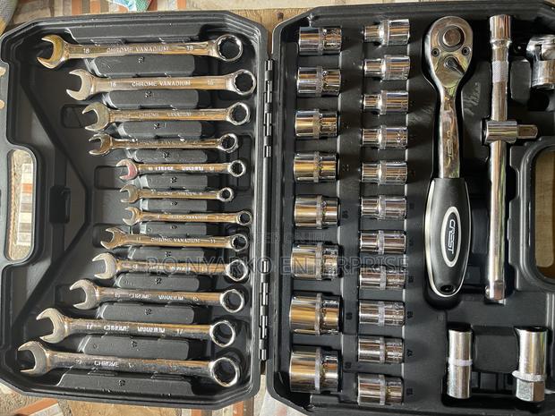 37pcs Socket Wrench Set · Photo 4