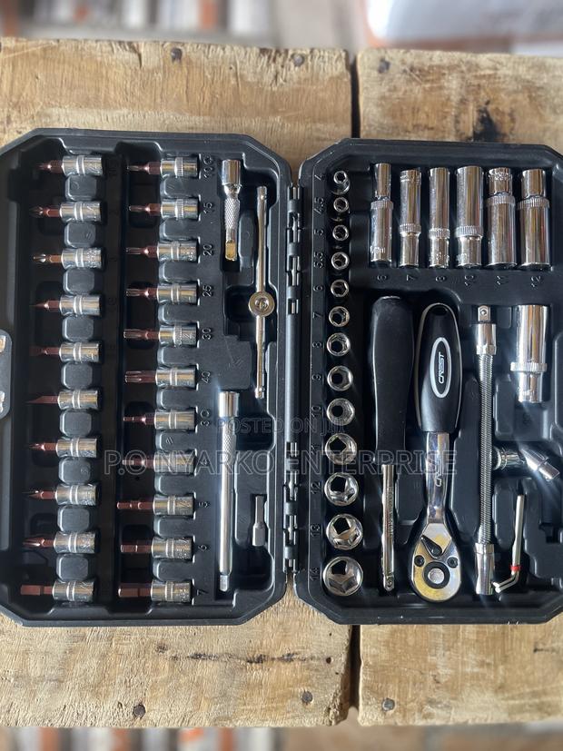 53pcs Wrench Set · Photo 2