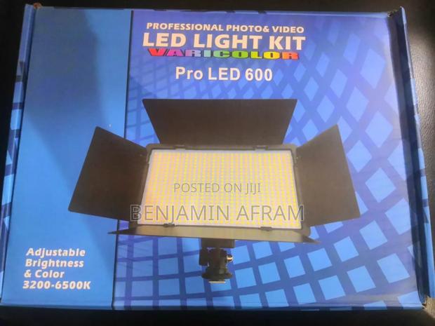 Controllable High Brightness Led Light Pro800 · Photo 4