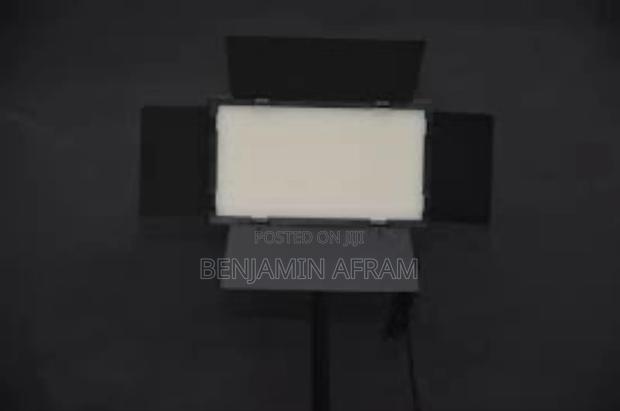 High Quality Led Lights With Tripod · Photo 3