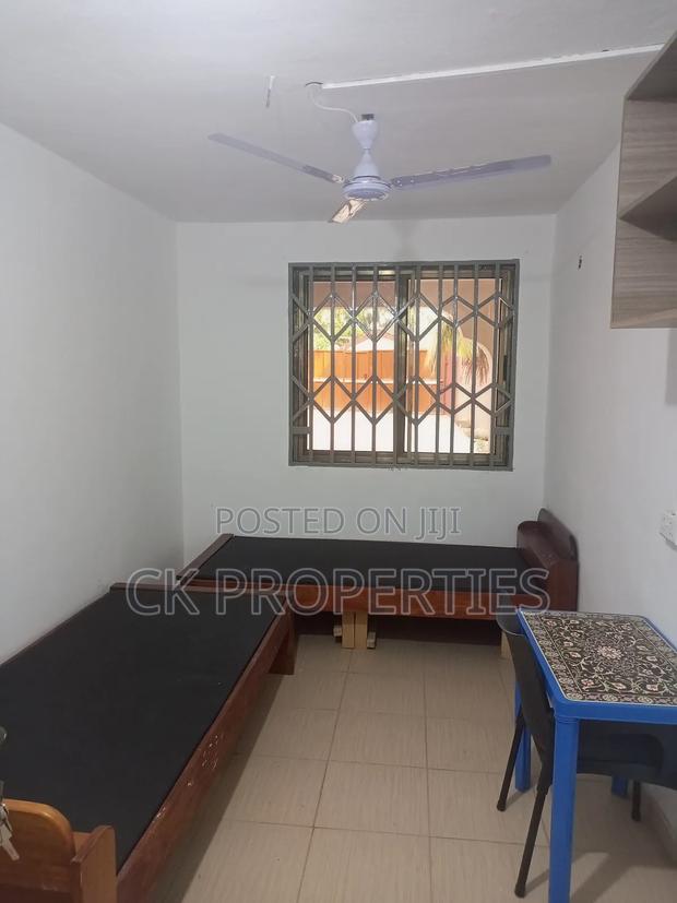 Hostel Available · Photo 4
