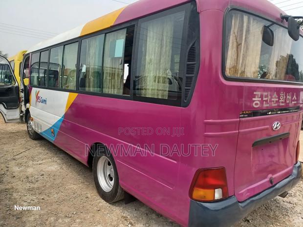 Hyundai County 2014 White · Photo 3
