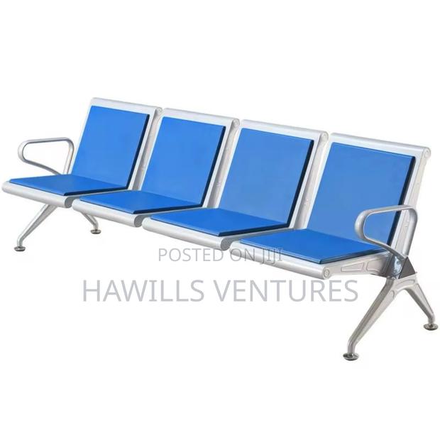 Public Waiting Chair · Photo 1