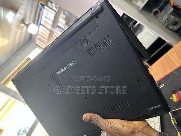 Laptop Dell Inspiron 15 8GB Intel SSD 128GB · Photo 4