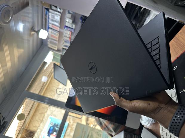 Laptop Dell Inspiron 15 8GB Intel SSD 128GB · Photo 2