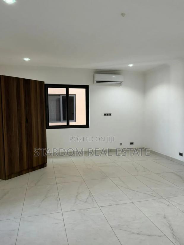 4bdrm Duplex in American House, East Legon for rent · Photo 7