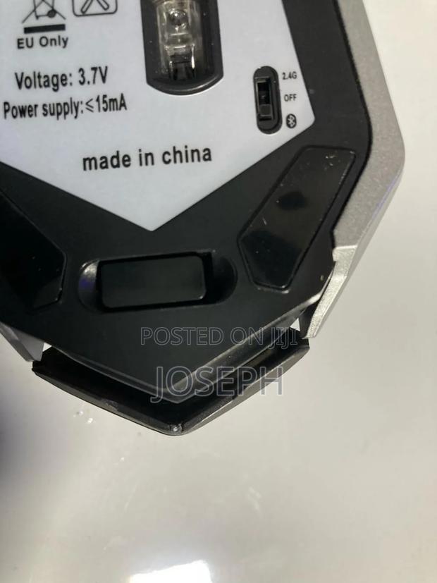 Computer Gaming Mouse Wireless Rechargeable · Photo 2