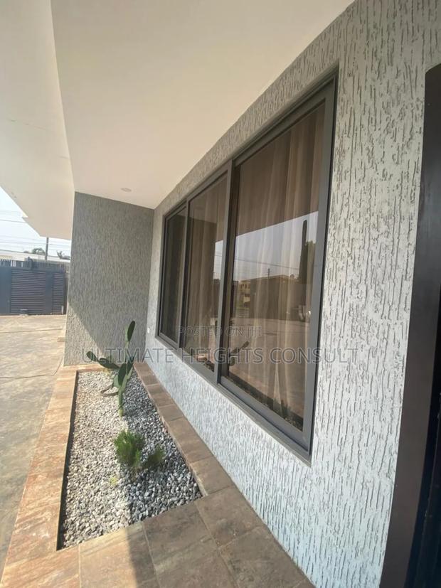 Furnished 2bdrm Apartment in Abelemkpe for rent · Photo 1