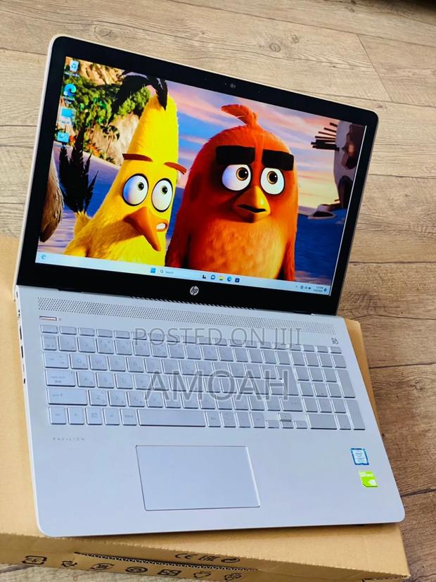 New Laptop HP Pavilion 15 16GB Intel Core I7 SSD 256GB · Photo 2