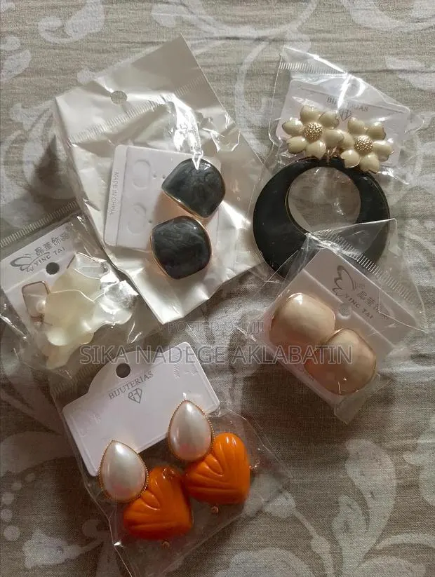 Quality Earrings · Photo 1