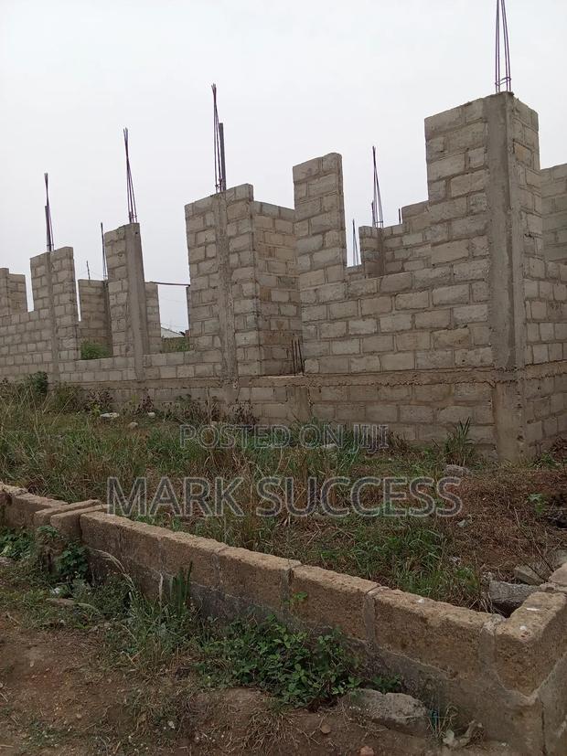 6bdrm Duplex in Kasoa for sale