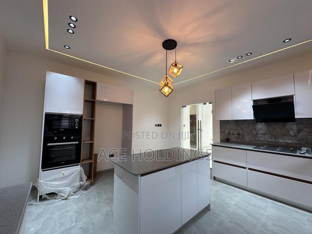 3bdrm House in Oyarifa for sale · Photo 3