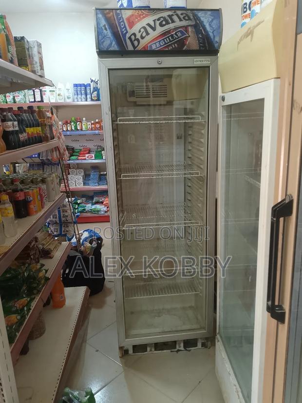 Fridge Repairs Specialist · Photo 1