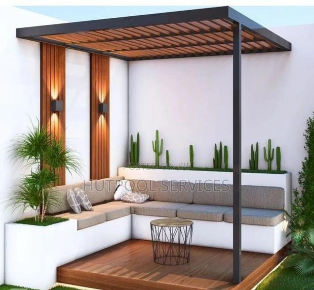 Mini Modern Steel Pergola 2 · Photo 1