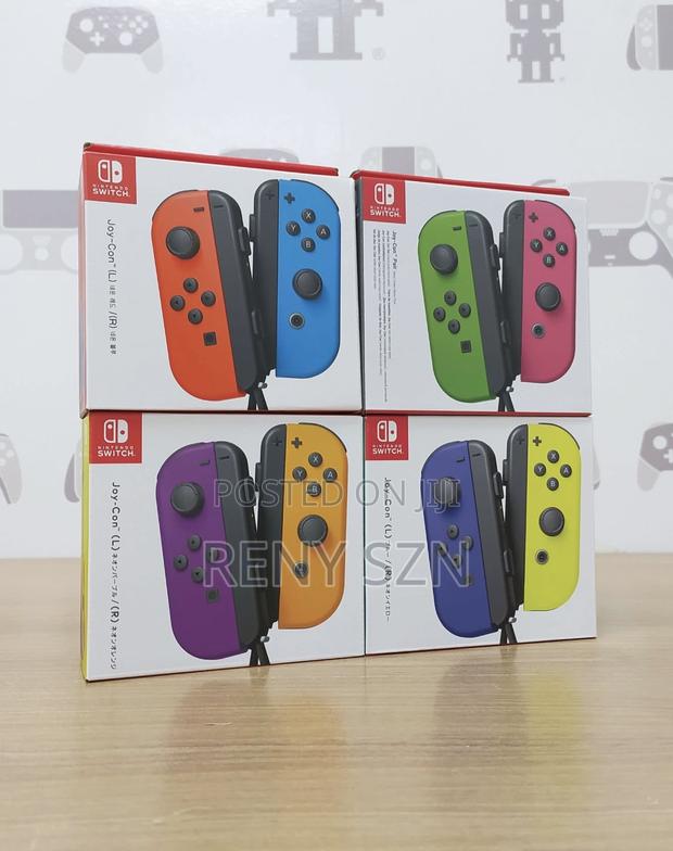 Nintendo Switch Joy-Con L/R · Photo 1