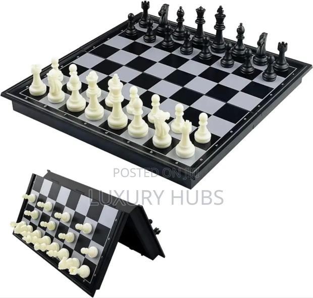 3 in 1 Chess Game (Foldable, Magnetic Board) · Photo 1