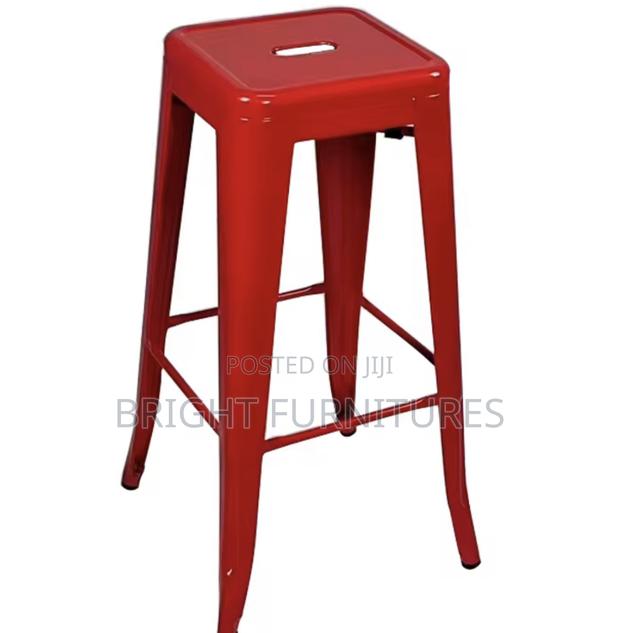 Modern Style Stackable Metal High Bar Stool · Photo 4