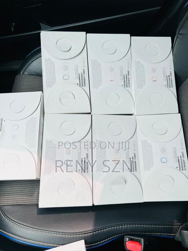 Apple Watch Ultra [Gps + Cellular 49mm] · Photo 2