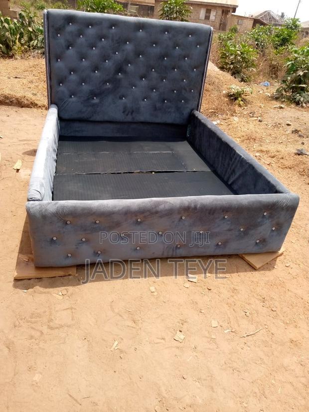Doable Bed for Sale · Photo 1
