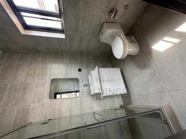 3bdrm House in Avaition, Ashaley Botwe for sale · Photo 4