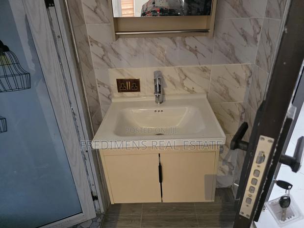 5bdrm Apartment in Fredimens Real, Kumasi Metropolitan for sale · Photo 8