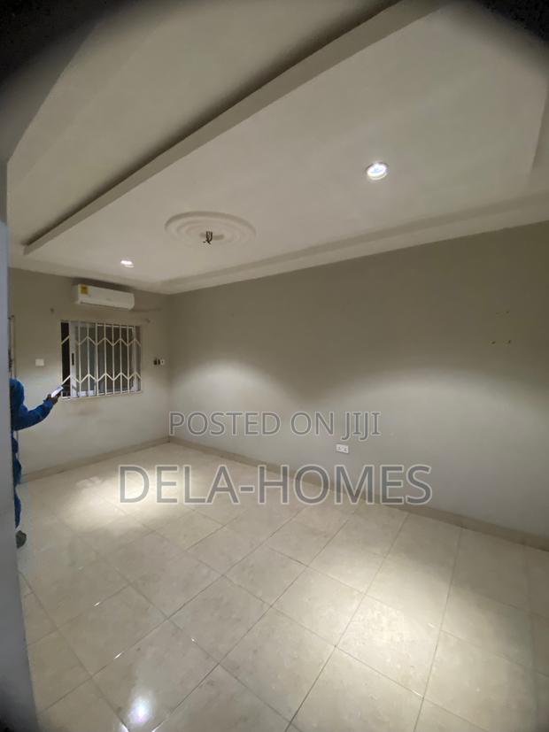 Chamber N Hall Sc for Rent at Adenta. · Photo 4