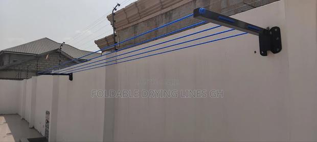 Retractable Drying Line · Photo 4