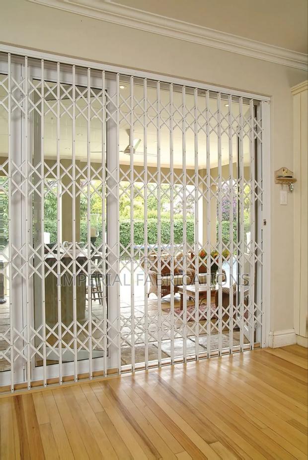 Quality Bulglar Proof Window · Photo 8