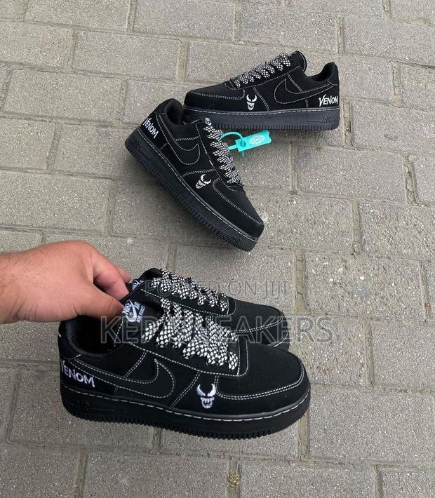 Nike Airforce 1 “Venom” · Photo 3