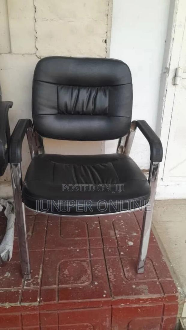 Visitors/ Waiting Chair Afremi Srei · Photo 1