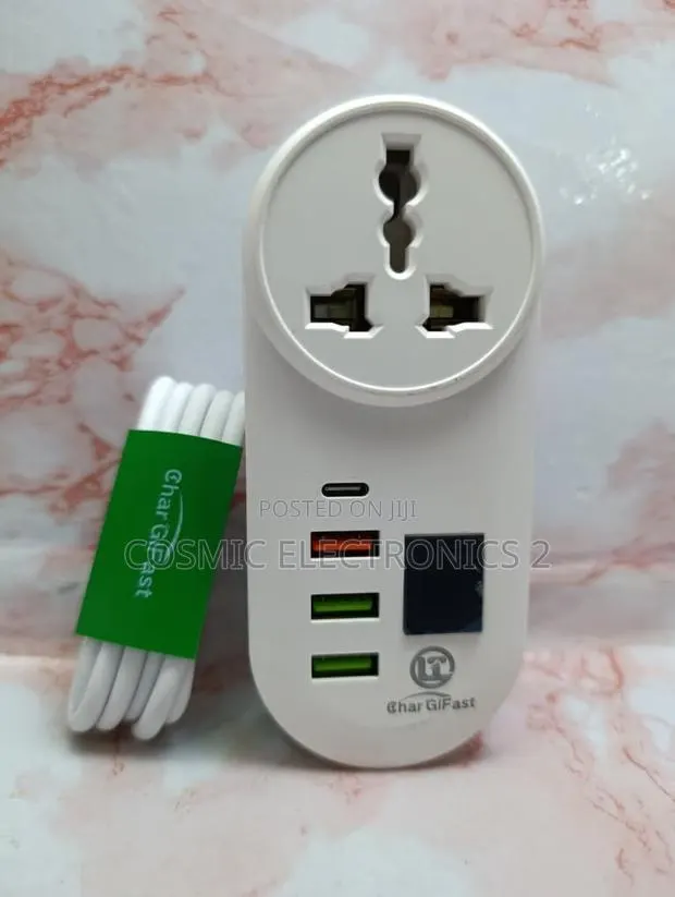 CharGifast LT-T2028 3-Port USB Fast Charging Socket · Photo 1