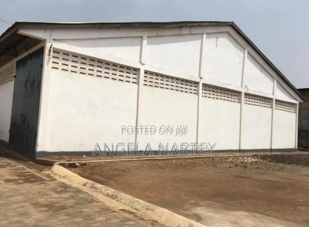 2000sq Warehouse for Sale at Tema Community 12 · Photo 2
