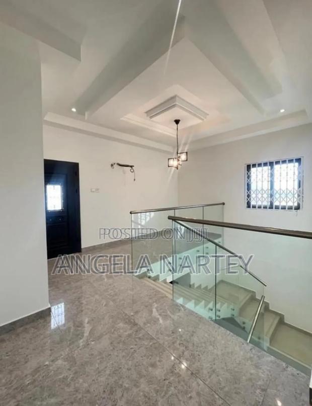 4bdrm House in Spintex for sale · Photo 4