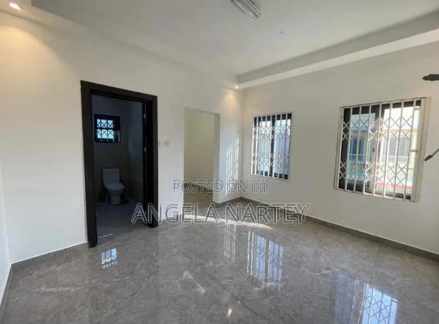 4bdrm House in Spintex for sale · Photo 7