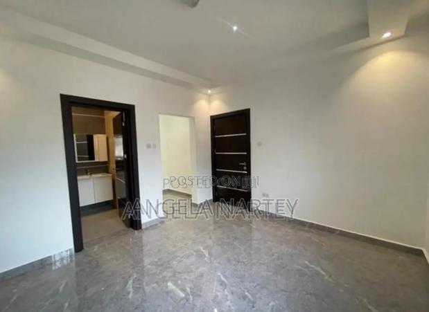 4bdrm House in Spintex for sale · Photo 8