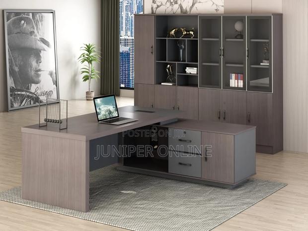 Office Desk/ Table Catruda Afanata · Photo 2