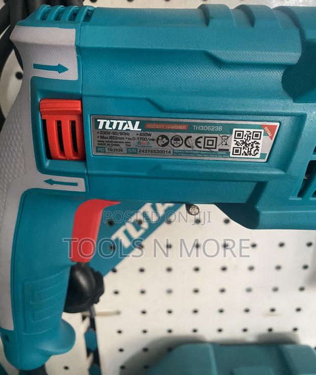 TOTAL Rotary Hammer 650W · Photo 2