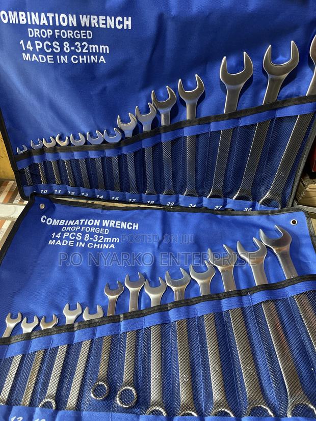 Combination Spanner Set (8-32mm) · Photo 1