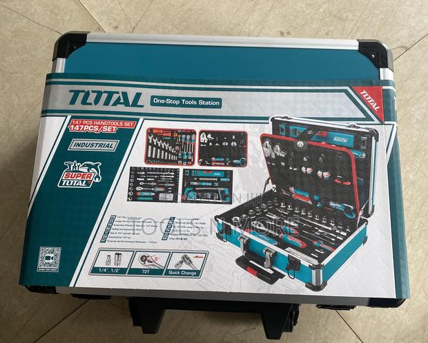 Total 147 Pieces Tools Set ( Plus Trolley Case) · Photo 1
