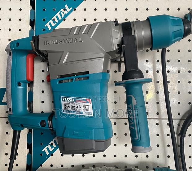 Total Rotary Hammer 1800W · Photo 1