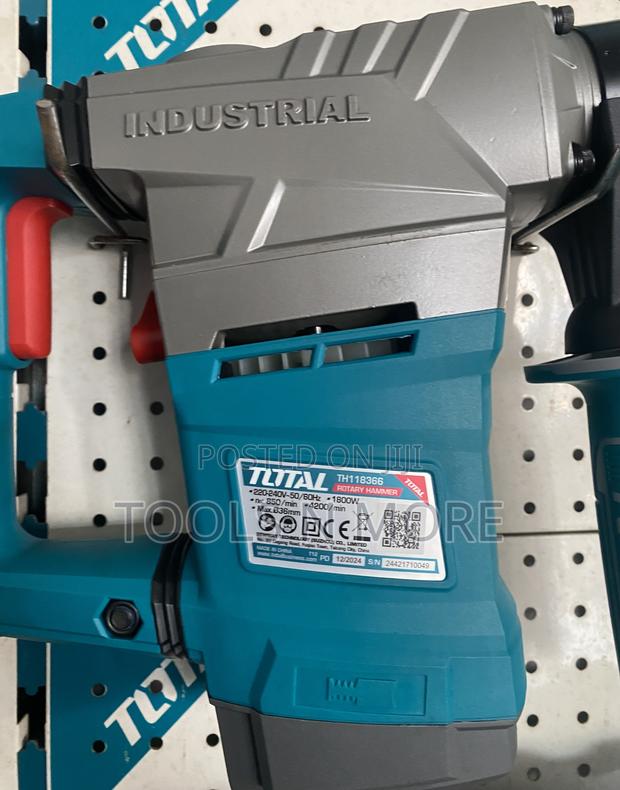 Total Rotary Hammer 1800W · Photo 2