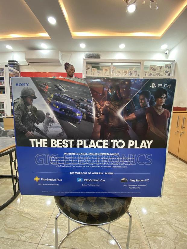 Playstation 4 Slim 1tb Console · Photo 2