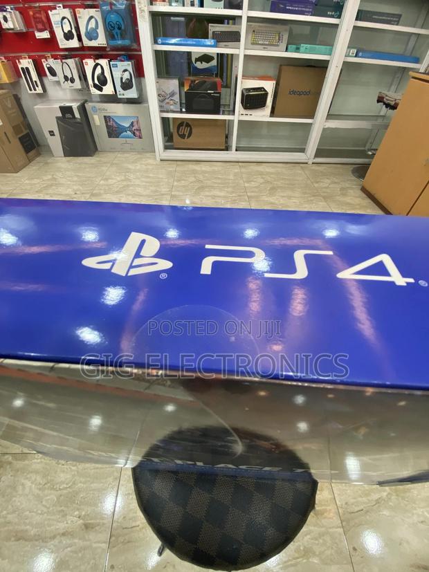 Playstation 4 Slim 1tb Console · Photo 3