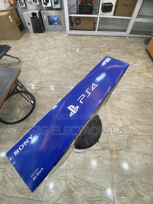 Playstation 4 Slim 1tb Console · Photo 4