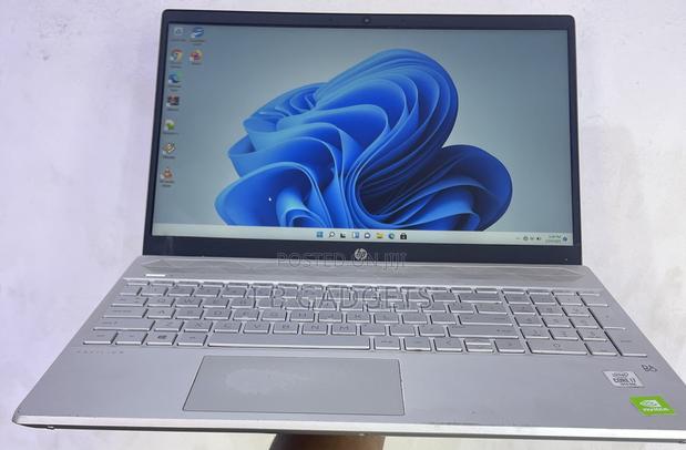 Laptop HP Pavilion 15 16GB Intel Core i7 SSD 512GB · Photo 3